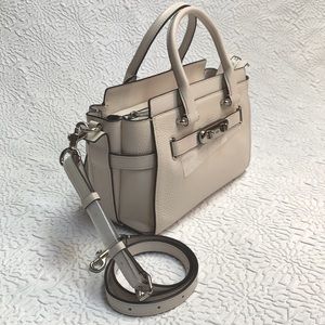 🤍🤍NWT Coach Swagger 27🤍🤍